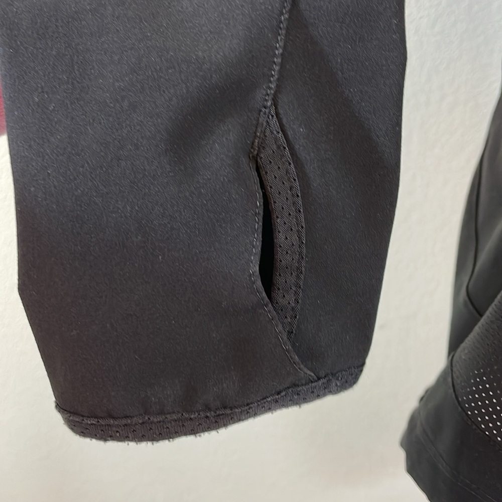 The North Face black flight series apex jacket size large - Picture 4 of 7